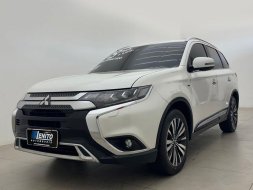 MITSUBISHI OUTLANDER 3.0 HPES 2019 MITSUBISHI OUTLANDER 3.0 HPES 2019
